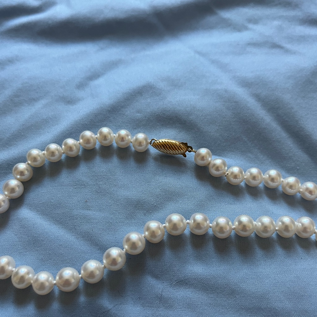 Akoya Pearls 14k Gold Clasp 16 Necklace Akoya Pearls 14k Gold Clasp 16 Necklace